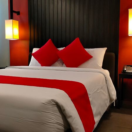 อาเมลี โฮเต็ล มะนิลา Hotel ภายนอก รูปภาพ