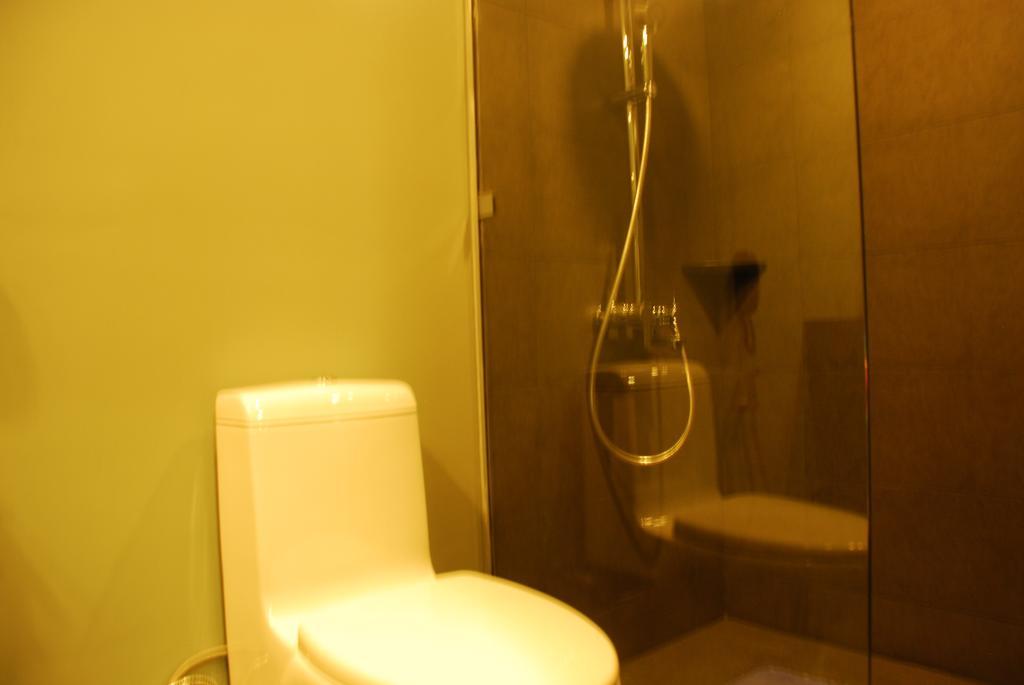 อาเมลี โฮเต็ล มะนิลา Hotel ภายนอก รูปภาพ